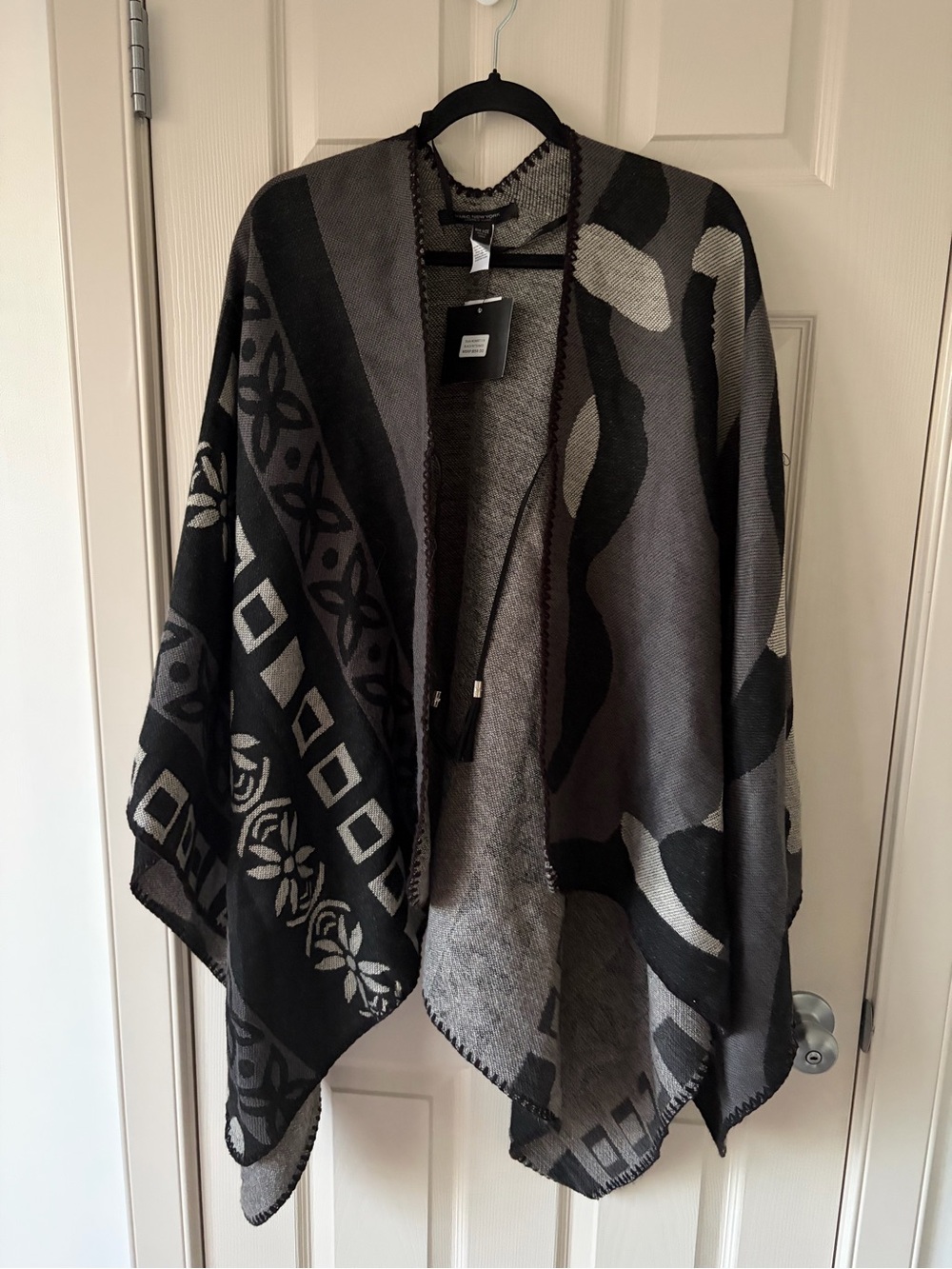 🍁 MARC NEW YORK - Onesize Shawl - NWT